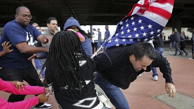 ferguson_protestors_football_fans_rams