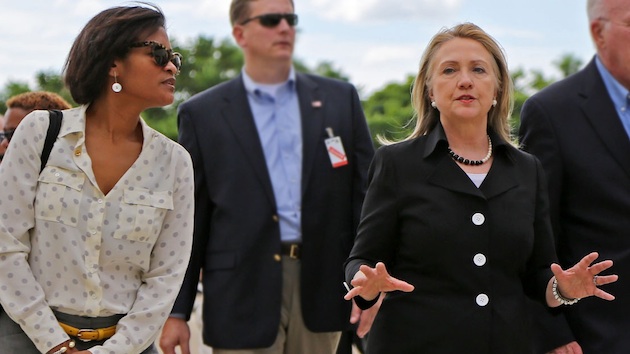 Clintons land in Haiti to showcase industrial park