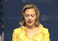 hillary-clinton-oecd-2011