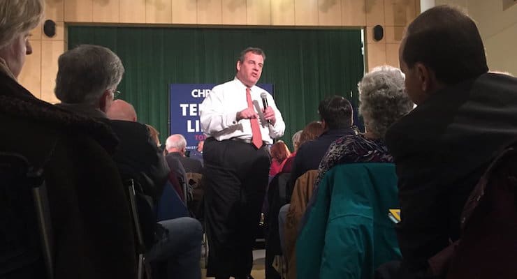 Chris-Christie-Concord-NH-Town-Hall