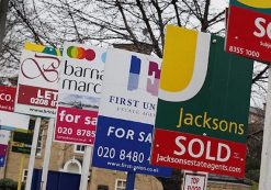 Housing-Market-Real-Estate-Signs