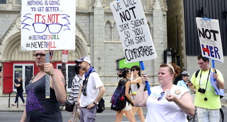 Supporters of Sen. Bernie Sanders protest against Hillary Clinton and the DNC outside the Democratic National Convention in Philadelphia. (Photo: Stephen Melkisethian/Flickr/Creative Commons)