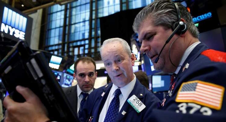 Traders work on the floor of the New York Stock Exchange (NYSE) in New York City November 10, 2016. (Photo: Reuters)