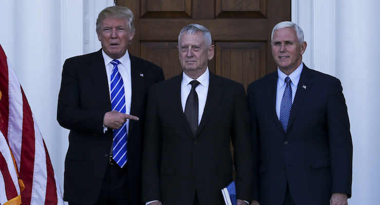 President-elect Donald Trump (L) and Vice President-elect Mike Pence (R) pose with General James Mattis (C) at the clubhouse of Trump International Golf Club, November 19, 2016 in Bedminster Township, New Jersey. (Photo: AP)