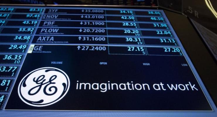 The ticker symbol for General Electric is displayed on a screen on the floor of the New York Stock Exchange July 20, 2015. (Photo: Reuters)