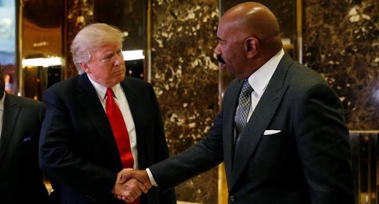 U.S.President-elect Donald Trump shakes hands with television personality Steve Harvey after their meeting at Trump Tower in New York, U.S., January 13, 2017. (Photo: Reuters)