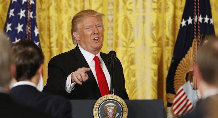 U.S. President Donald Trump gestures as he leaves the podium after a news conference at the White House in Washington, U.S., February 16, 2017. (Photo: Reuters)