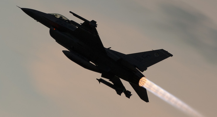 An F-16 Fighting Falcon takes off for a training sortie over the White Sands Missile Range's 10,000 square mile range at Holloman Air force Base, N.M., Aug. 5.