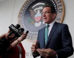 Connecticut Governor Dannel Malloy speaks to reporters after accepting the 2016 Profile in Courage Award at the John F. Kennedy Library in Boston, Massachusetts May 1, 2016. (Photo: Reuters)