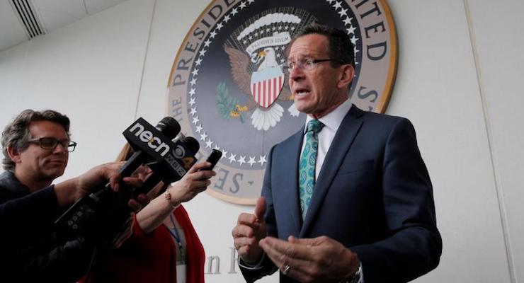 Connecticut Governor Dannel Malloy speaks to reporters after accepting the 2016 Profile in Courage Award at the John F. Kennedy Library in Boston, Massachusetts May 1, 2016. (Photo: Reuters)