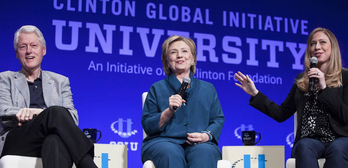 From L-R: Former U.S. President Bill Clinton, Former Secretary of State Hillary Clinton, and Vice Chair of the Clinton Foundation Chelsea Clinton, discuss the Clinton Global Initiative University during the closing plenary session on the second day of the 2014 Meeting of Clinton Global Initiative University at Arizona State University in Tempe, Arizona March 22, 2014. (Photo: Reuters)