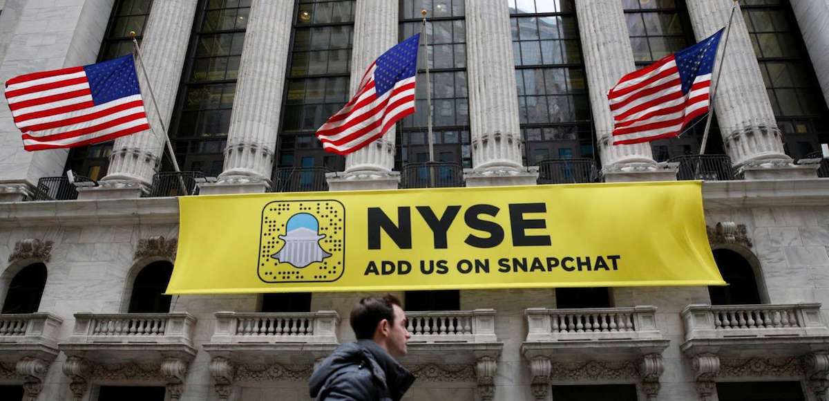 A Snapchat sign hangs on the facade of the New York Stock Exchange (NYSE) in New York City, U.S., January 23, 2017. (Photo: Reuters)