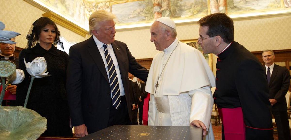 U.S. President Donald Trump and first lady Melania meet Pope Francis during a private audience at the Vatican, May 24, 2017. (Photo: Reuters)
