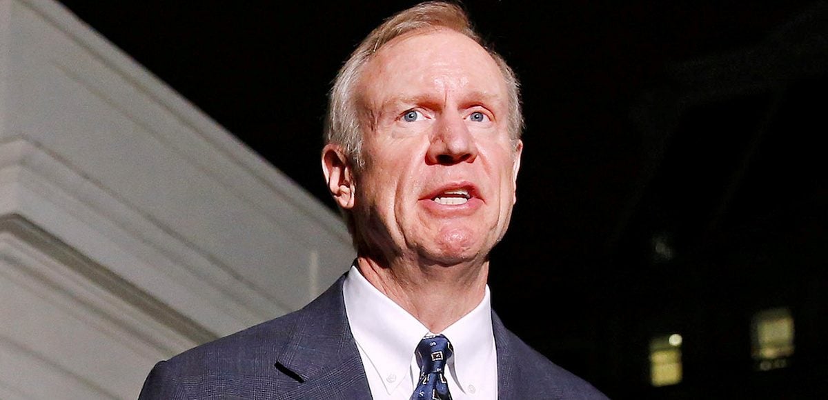 FILE PHOTO: Illinois Gov-elect Bruce Rauner speaks to the media after a meeting with U.S. President Barack Obama and other Governor-elects from seven U.S. states at the White House in Washington December 5, 2014. (Photo: Reuters)