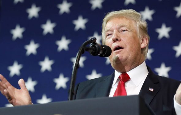 President Donald Trump speaks about tax reform, Wednesday, Aug. 30, 2017, at the Loren Cook Company in Springfield, Mo. (Photo: AP)