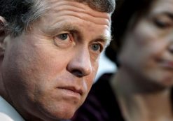 Rep. Charlie Dent, R-Pa., left, accompanied by Rep. Cathy McMorris Rodgers, R-Wash., speak to reporters on Capitol Hill in Washington, Tuesday, Oct. 4, 2011. (Photo: AP)