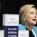 Former U.S. Secretary of State Hillary Clinton signs copies of her new book 'What Happened' at a book signing in Barnes and Noble bookstore on September 12, 2017 in New York City, NY, USA. (Photo: AP)