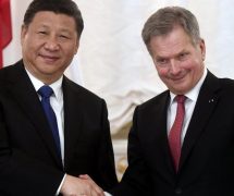 China's President Xi Jinping and Finland's President Sauli Niinisto shake hands during the signing ceremony at the Presidential Palace in Helsinki, Finland April 5, 2017. (Photo: Reuters)
