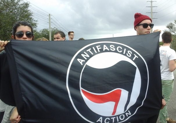 Antifa, left, protesting Richard Spencer speaking at the University of Florida (UF) during a Hull Road march in Gainesville, Florida on October 19, 2017. (Photo: People's Pundit Daily)