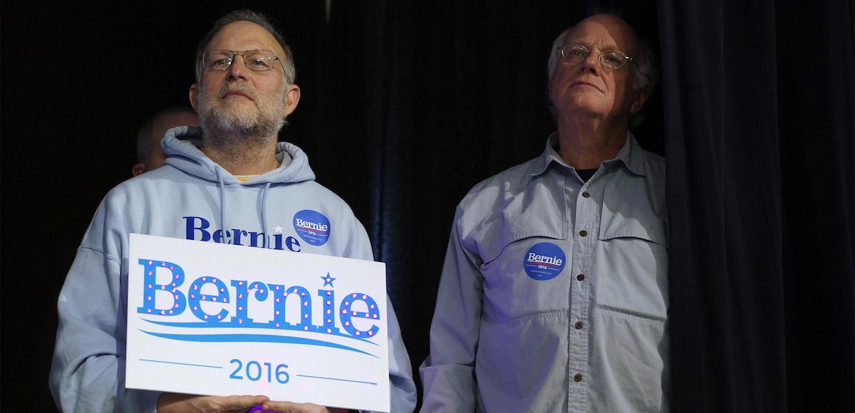 Ben Cohen, right, and Jerry Greenfield, left, at a rally for socialist Vermont Senator Bernie Sanders in Exeter, N.H., February 2016. (Photo: Reuters)