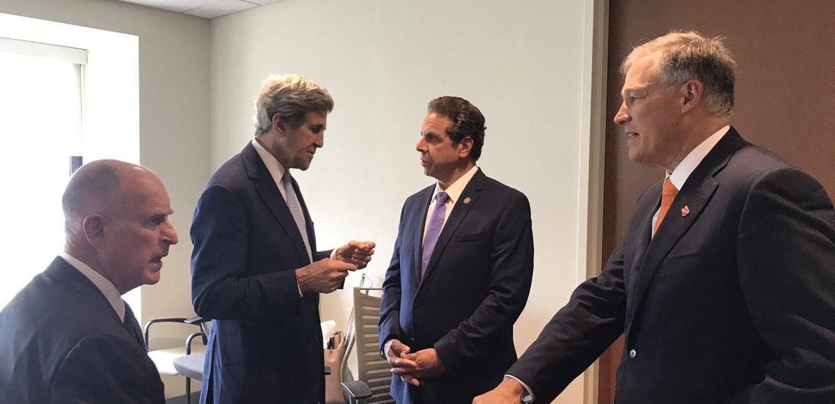 From left to right: Governor Jerry Brown, D-Calif., John Kerry, D-Mass., Governor Andrew Cuomo, D-N.Y., and Governor Jay Inslee, D-Wa., meet in Governor Cuomo's office in New York City. (Photo: Courtesy of the New York Governor's Office)