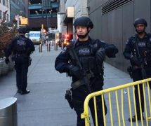 Police block off a sidewalk while responding to a report of an explosion near Times Square on Monday, Dec. 11, 2017, in New York. (Photo: AP)