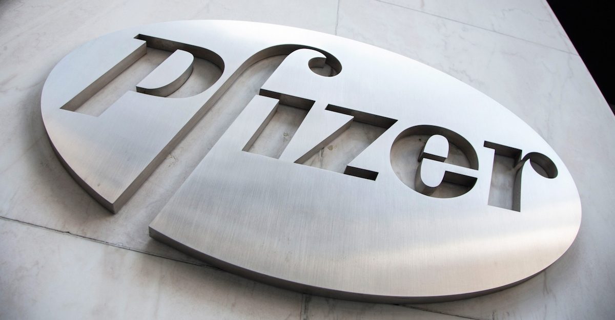 FILE PHOTO: The Pfizer logo is seen at their world headquarters in New York, U.S. April 28, 2014. (Photo: Reuters)