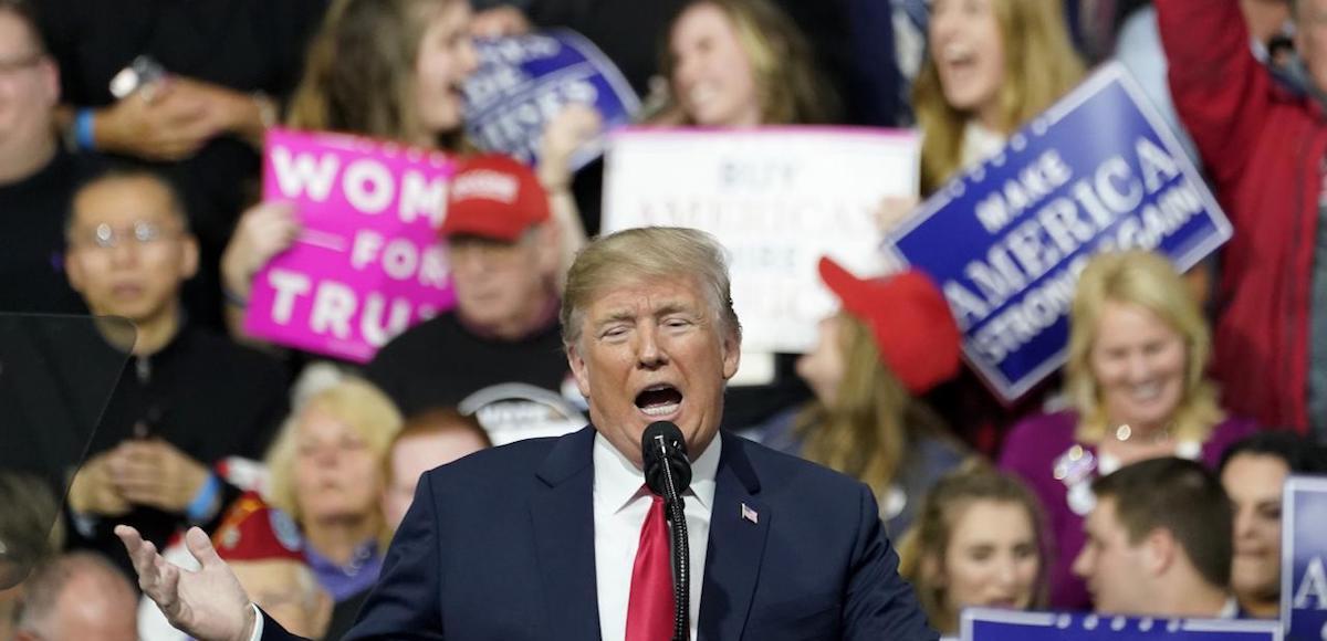 U.S. President Donald Trump speaks in support of Republican congressional candidate Rick Saccone during a Make America Great Again rally in Moon Township, Pennsylvania, U.S., March 10, 2018. (Photo: Reuters)