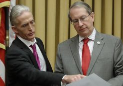 House Judiciary Committee Chairman Bob Goodlatte (right) talks with Rep. Trey Gowdy during a House Judiciary Committee hearing, November 14, 2017. (Photo: Reuters)