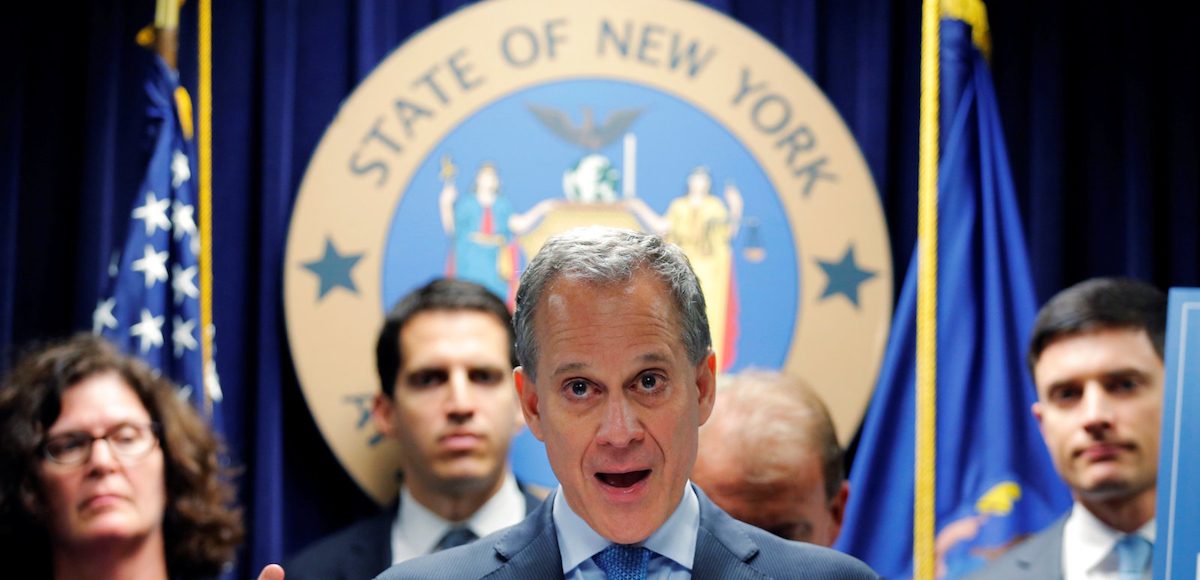 New York Attorney General Eric Schneiderman speaks regarding New York State's participation in Volkswagen AG's more than $15.3 billion settlement with U.S. regulators over pollution caused by its diesel vehicles, in New York, U.S., June 28, 2016. (Photo: Reuters)