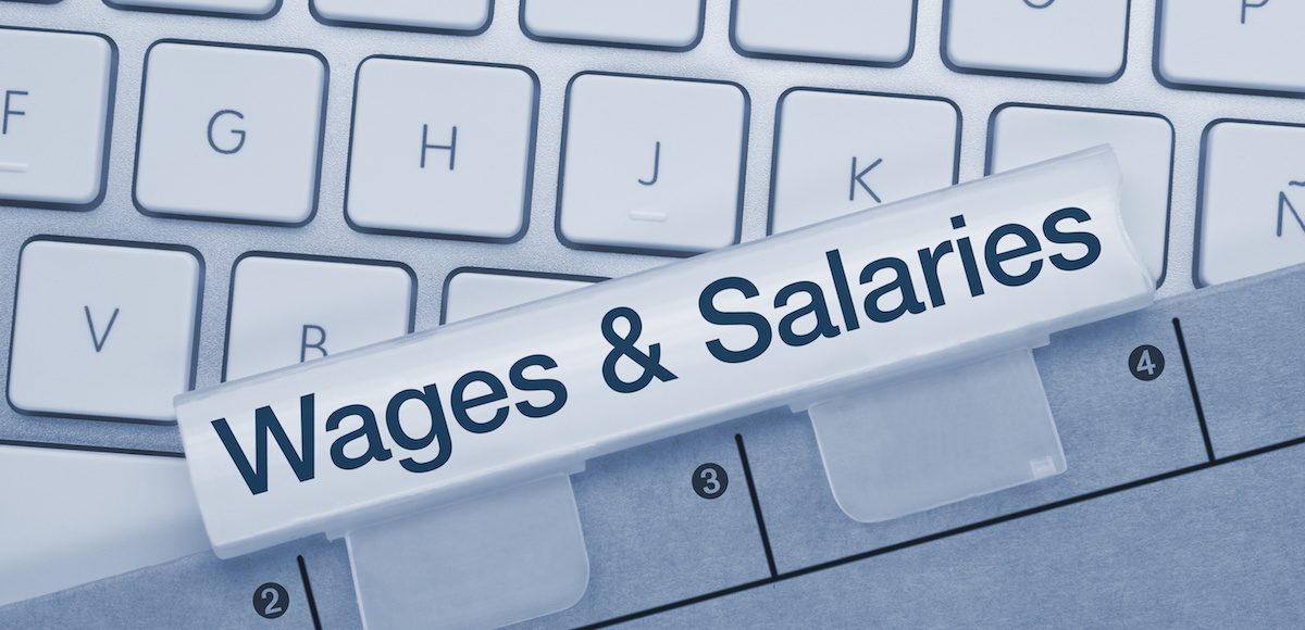 Wages and salaries with keyboard graphic concept. (Photo: PPD/AdobeStock/Momius)