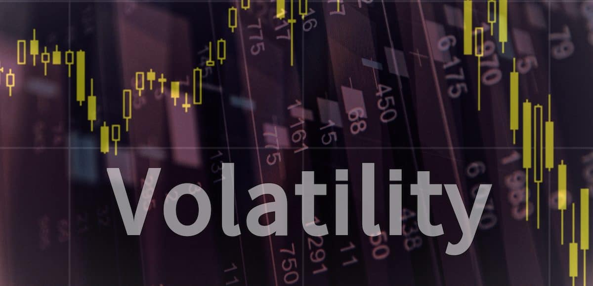 A downtrend depicts the graphic concept of market volatility. (Photo: AdobeStock)