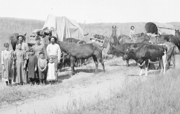 Emigrants at the Gates, Colomon Butcher, depicts the trail for American pioneers.