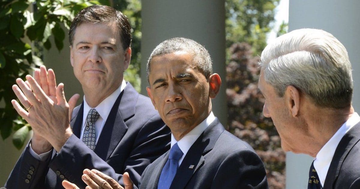 Former President Barack Obama, center at the White House with the then-incoming FBI director James Comey, left, applaud outgoing FBI Director Robert Mueller, right, Mr. Comey's mentor and personal friend. (Photo: AP)