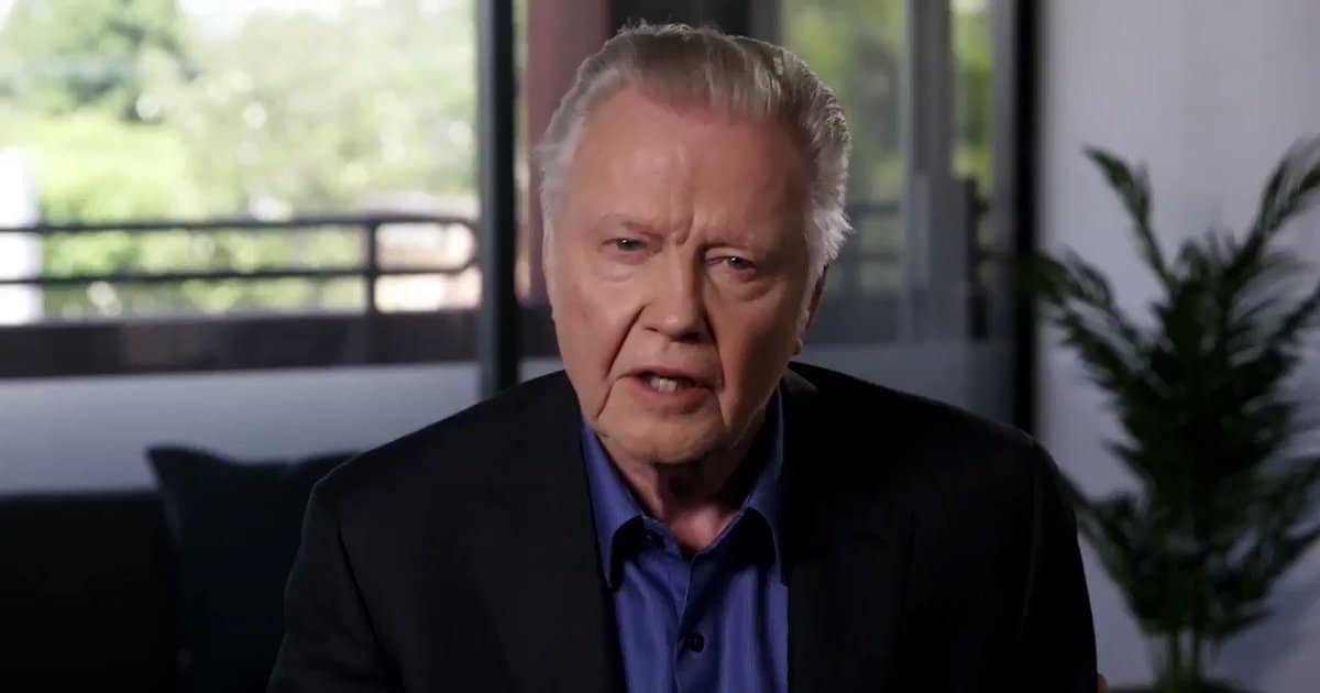 Actor Jon Voight Trump urged Americans to "stand up for our President and stand up for this truth: Trump is the greatest President since Abraham Lincoln.