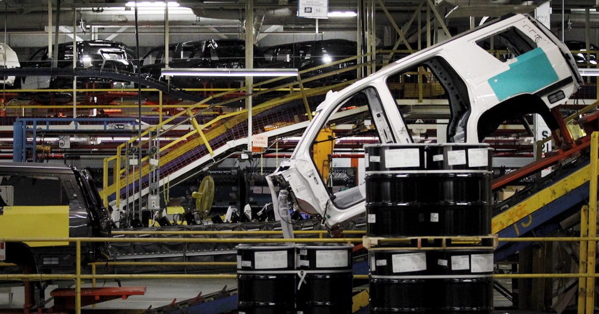 An SUV moves through the assembly line at the General Motors Assembly Plant in Arlington, Texas June 9, 2015. (Photo: Reuters)