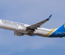 Ukraine International Airlines B738, UR-PSR, TLV on October 18, 2019. (Credit: LLBG Spotter)