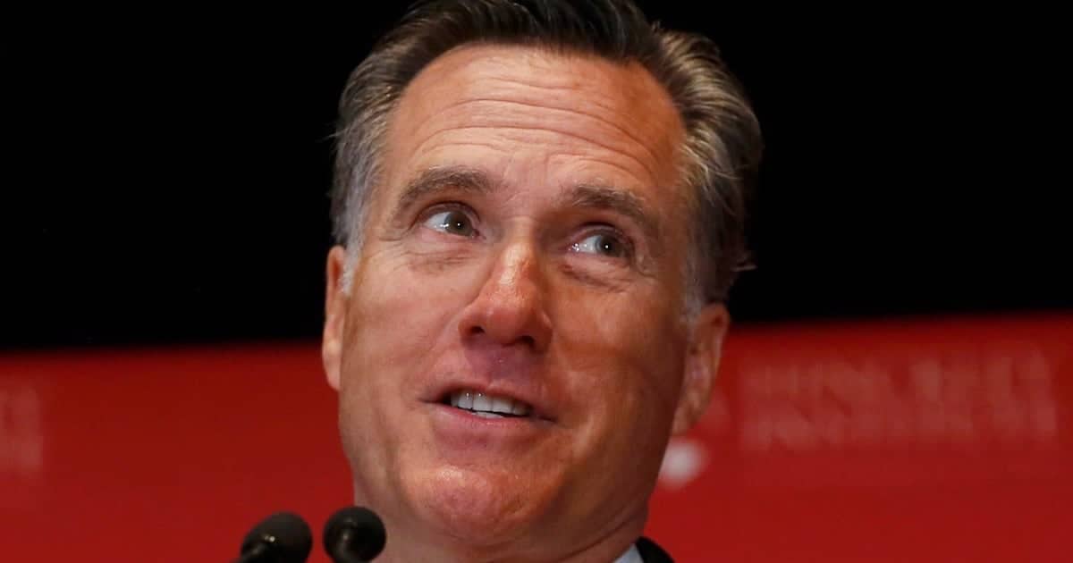 Former Massachusetts Republican Governor Mitt Romney speaks critically about the then-Republican frontrunner Donald Trump at the Hinckley Institute of Politics at the University of Utah in Salt Lake City, Utah, March 3, 2015. (Photo: Reuters)