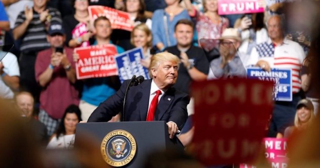 U.S. President Donald Trump speaks during a rally at the U.S. Cellular Center in Cedar Rapids, Iowa, U.S. June 21, 2017. (Photo: Reuters)