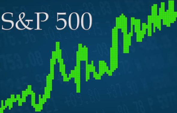 Graphic concept of the S&P 500 (^SPX) trading up in the green for gains. (Photo: AdobeStock)