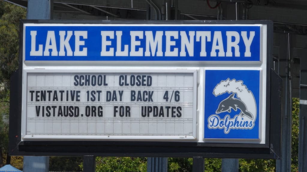 Vista, CA / USA - March 17, 2020: Sign at Lake Elementary School in San Diego alerting school closed due to the coronavirus (COVID-19). (Photo: AdobeStock)