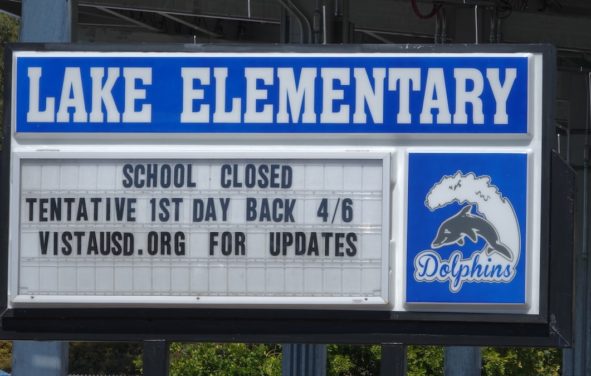 Vista, CA / USA - March 17, 2020: Sign at Lake Elementary School in San Diego alerting school closed due to the coronavirus (COVID-19). (Photo: AdobeStock)